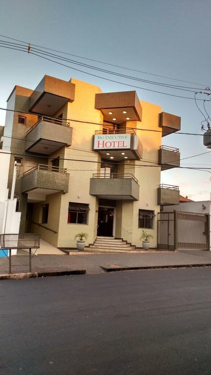 Big Executive Hotel Araguari Extérieur photo