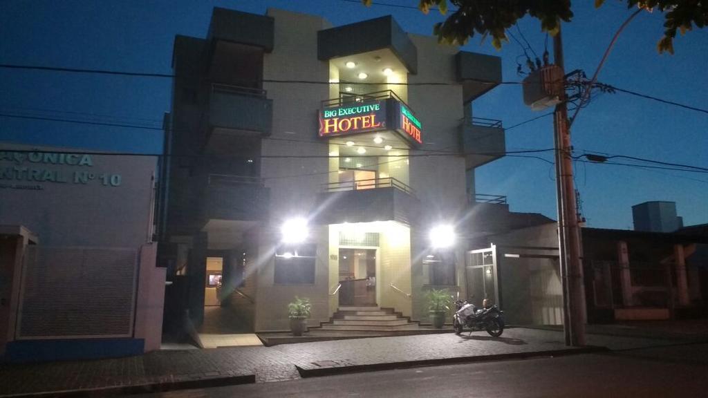 Big Executive Hotel Araguari Extérieur photo